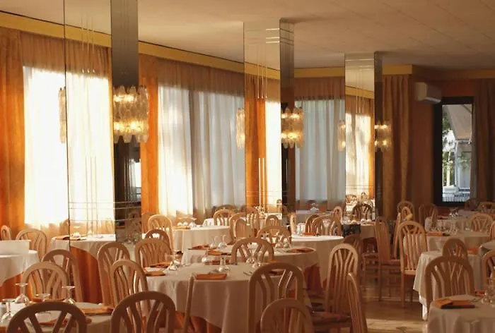 Hotel Corona Milano Marittima
