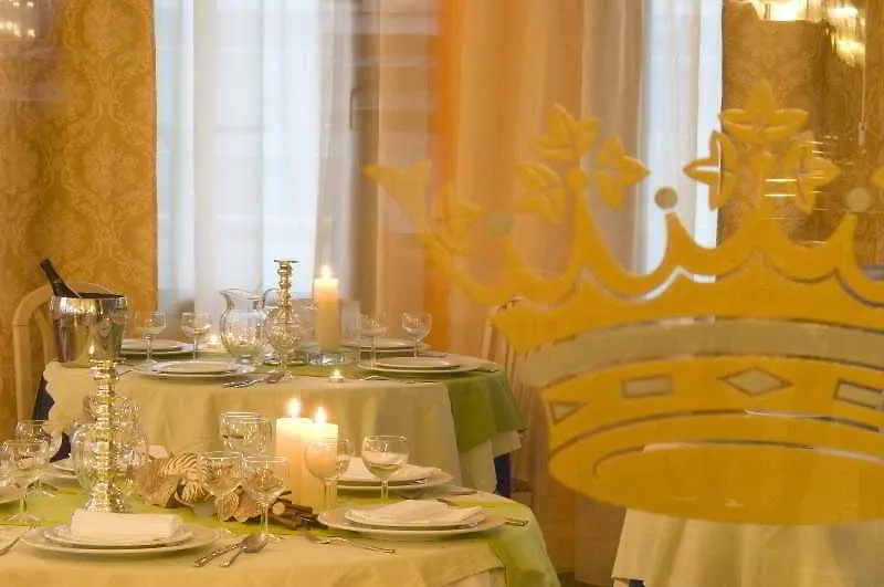 Hotel Corona Milano Marittima 3*,  Italia