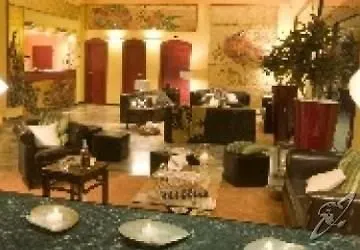 Hotel Corona 米兰马瑞提那
